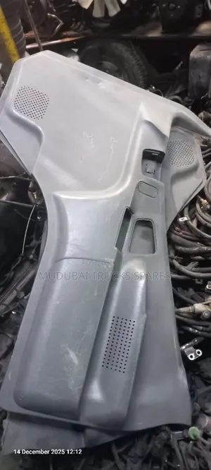 Mitsubishi Fh 215 and Canter Hh Door Cover