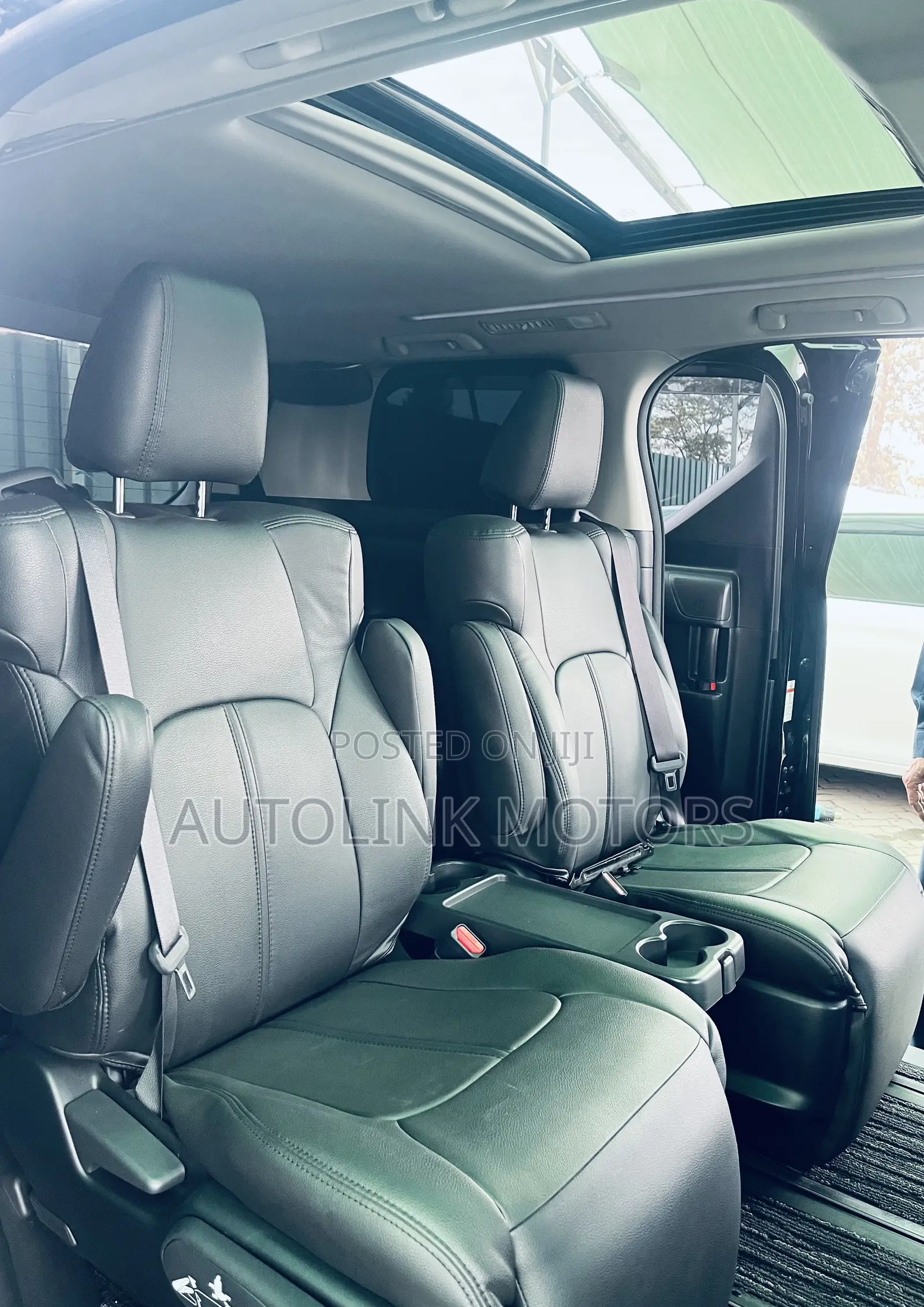 Toyota Alphard 2.5 Petrol FWD 2019 Black