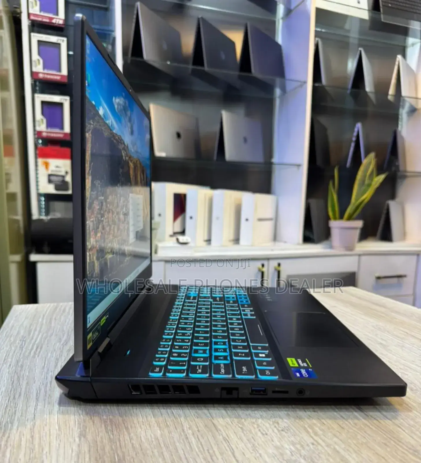 Laptop Acer Predator Helios Neo 16 16GB Intel Core i7 SSD 512GB