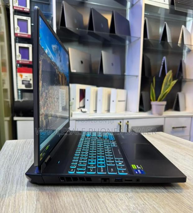 Laptop Acer Predator Helios Neo 16 16GB Intel Core i7 SSD 512GB