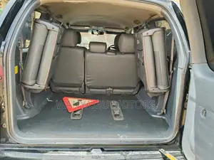 Toyota Land Cruiser 2006 Black