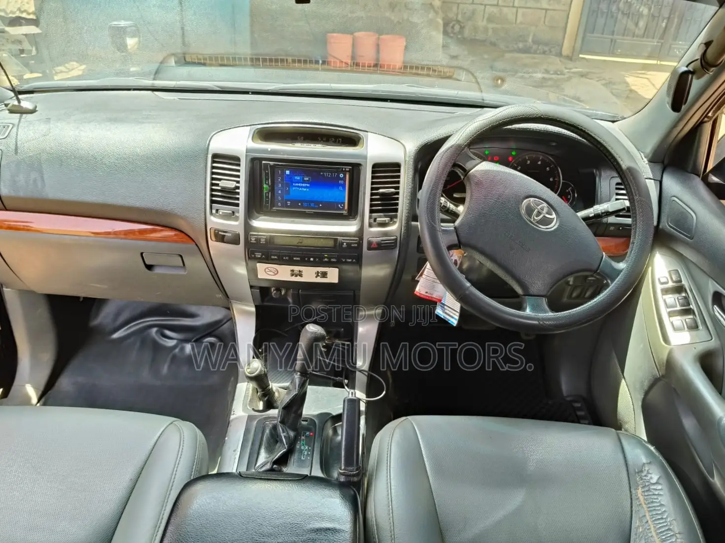 Toyota Land Cruiser 2006 Black