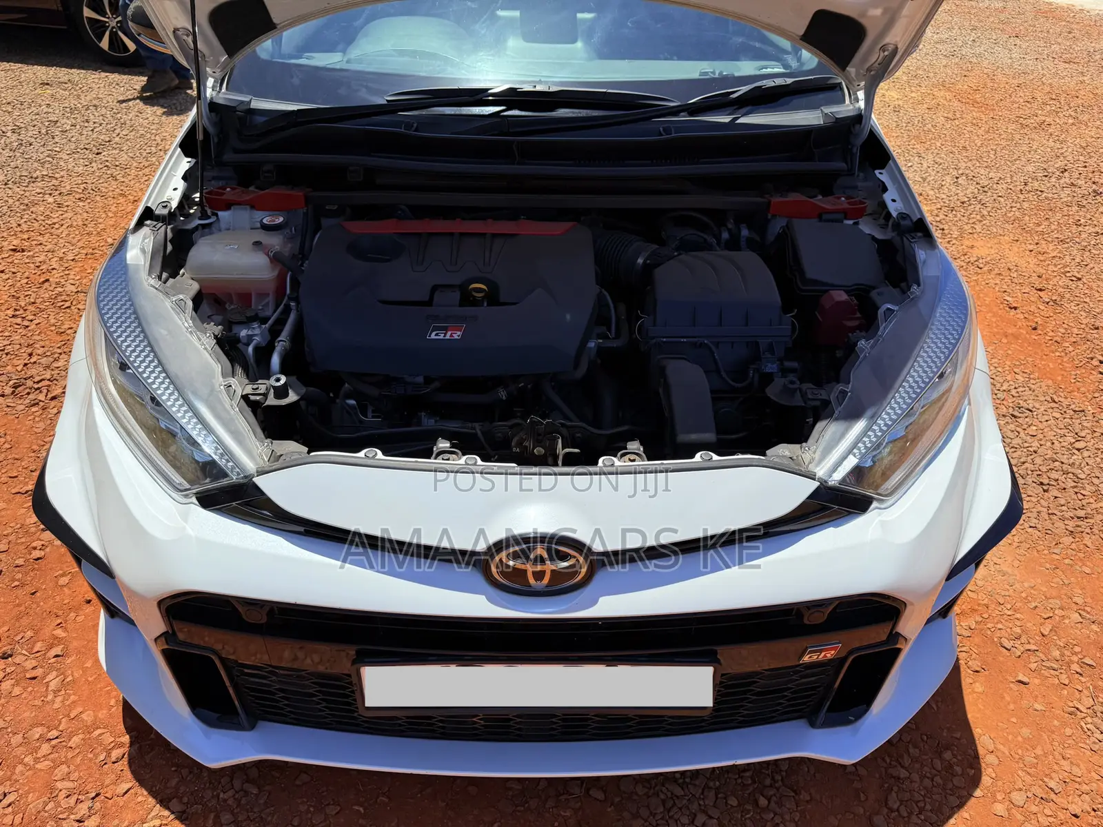 Toyota Yaris 2021 White
