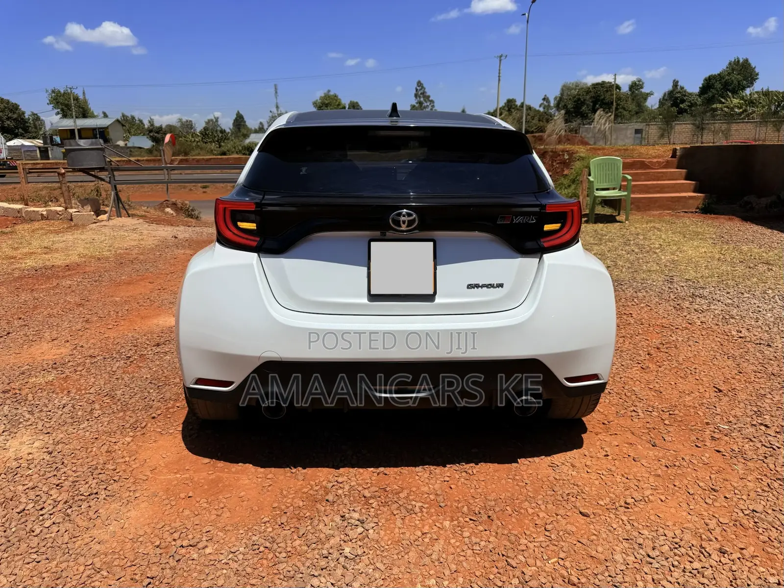 Toyota Yaris 2021 White