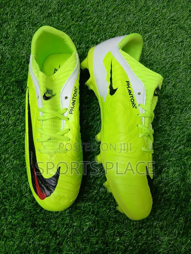 Neon Green Phantom Budget Football Boots - thumbnail 2