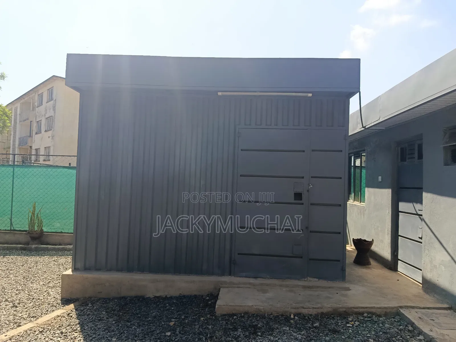 Office to Let