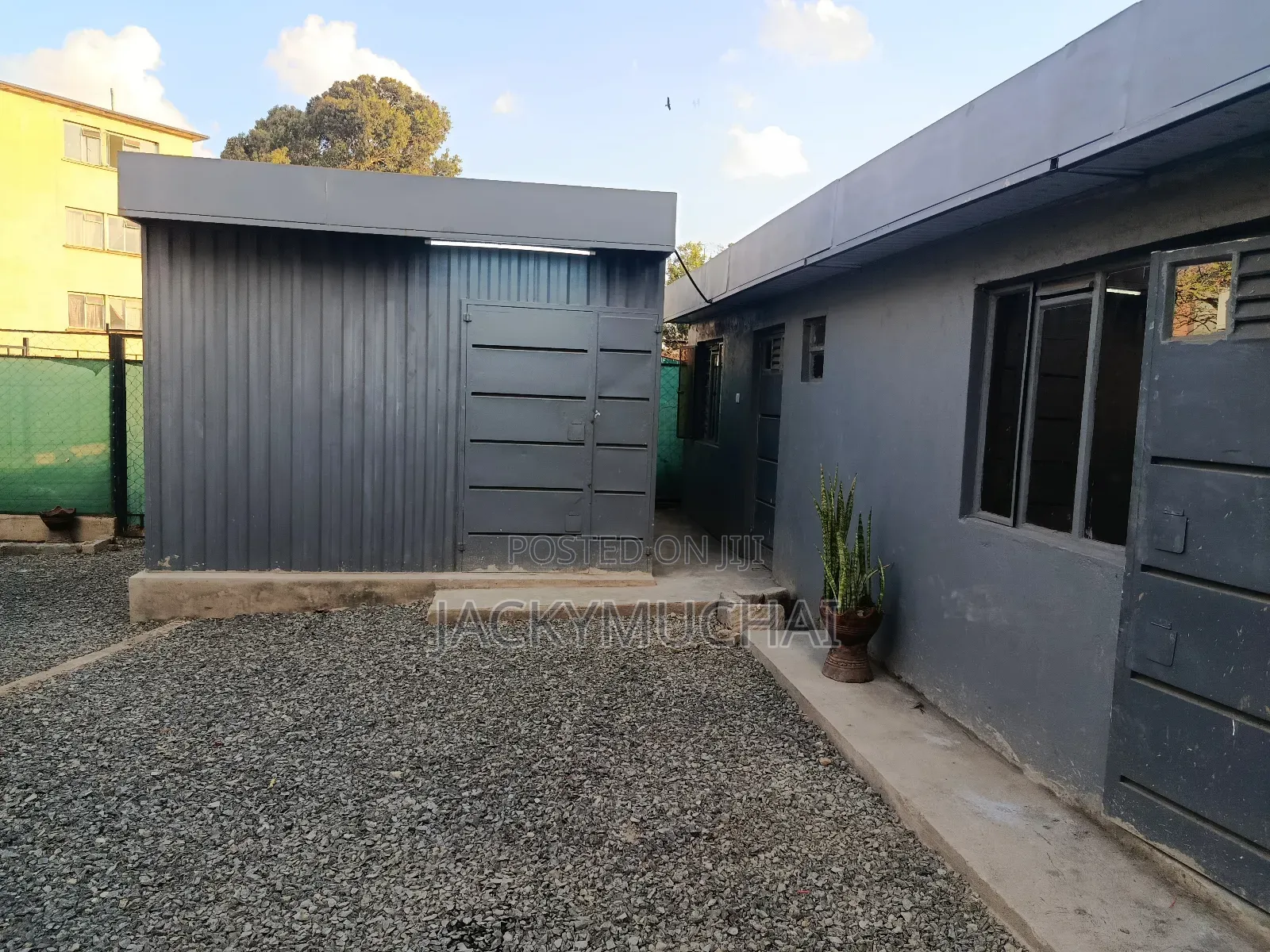 Office to Let