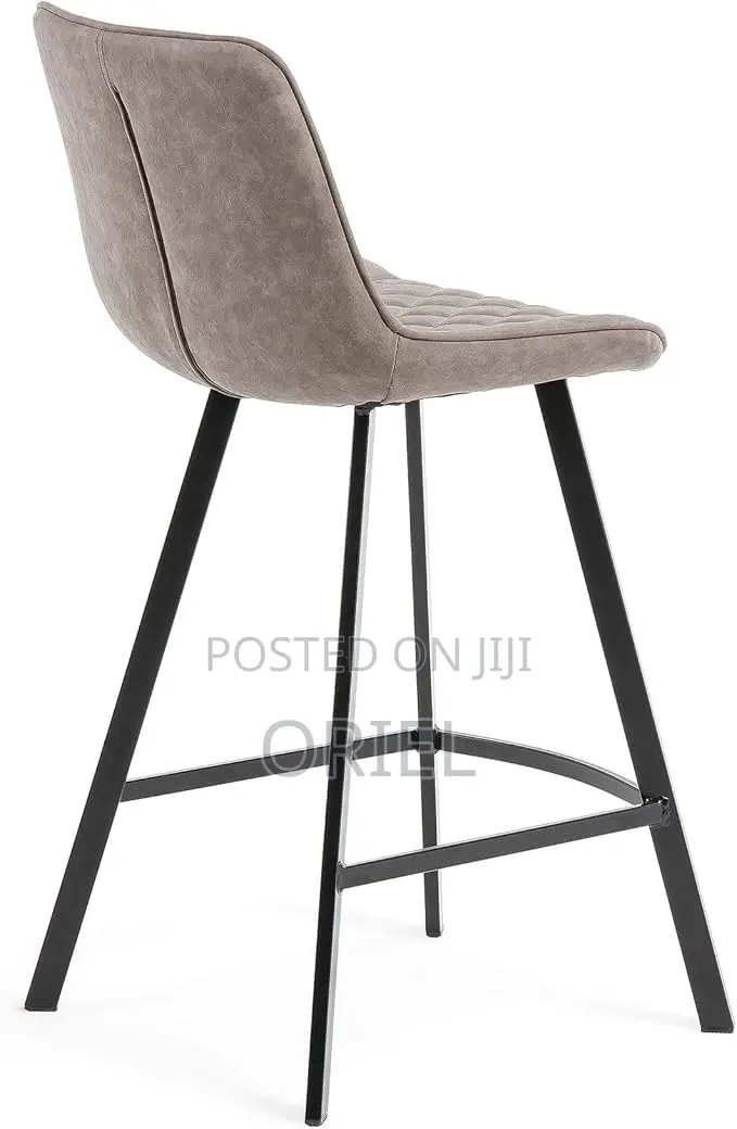 Barstool :