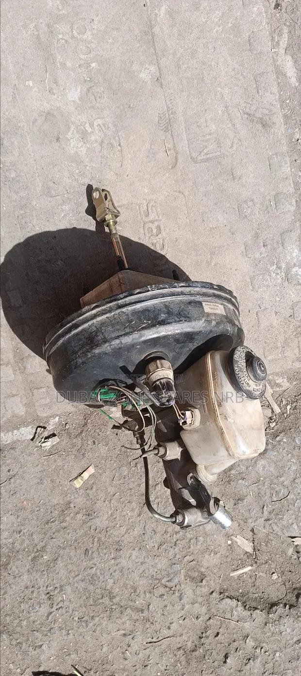 Brake Master Cylinders, Booster Hilux Surf, Millennium Switch Type. - thumbnail 2