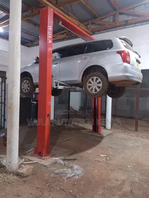Two Post Lift 4t/3.6m High ,Best Quality Sunshine Italy