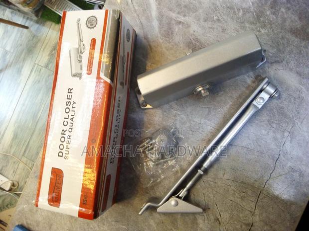 Moment Door Closer - main view