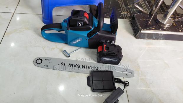 Makita Cordless Chainsaw 16" 198v - main view
