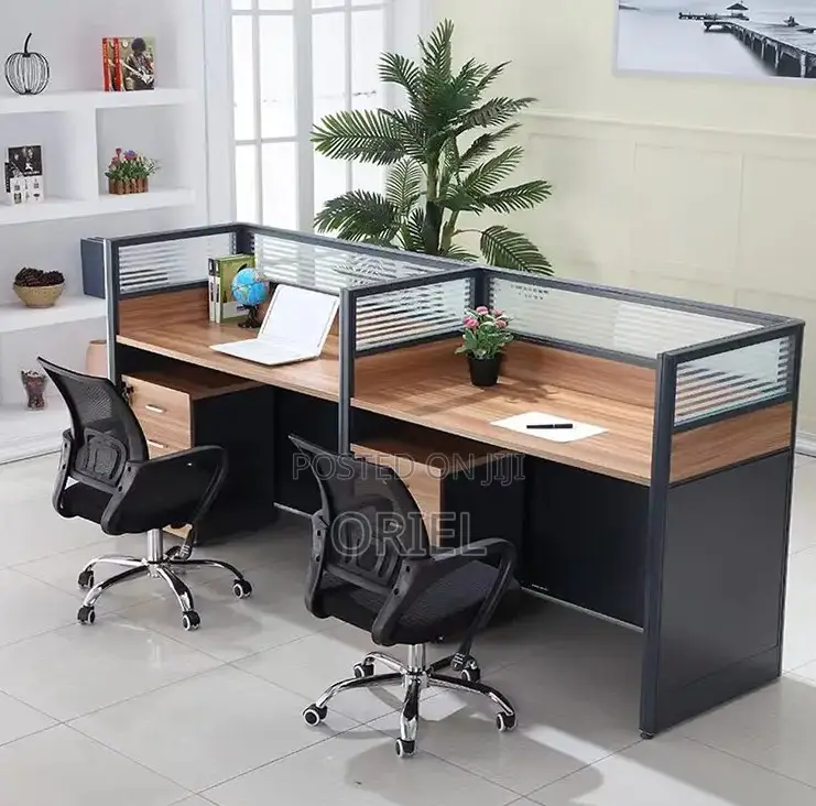 Office Workstation : Modern 2-Way Modular Office Workstation