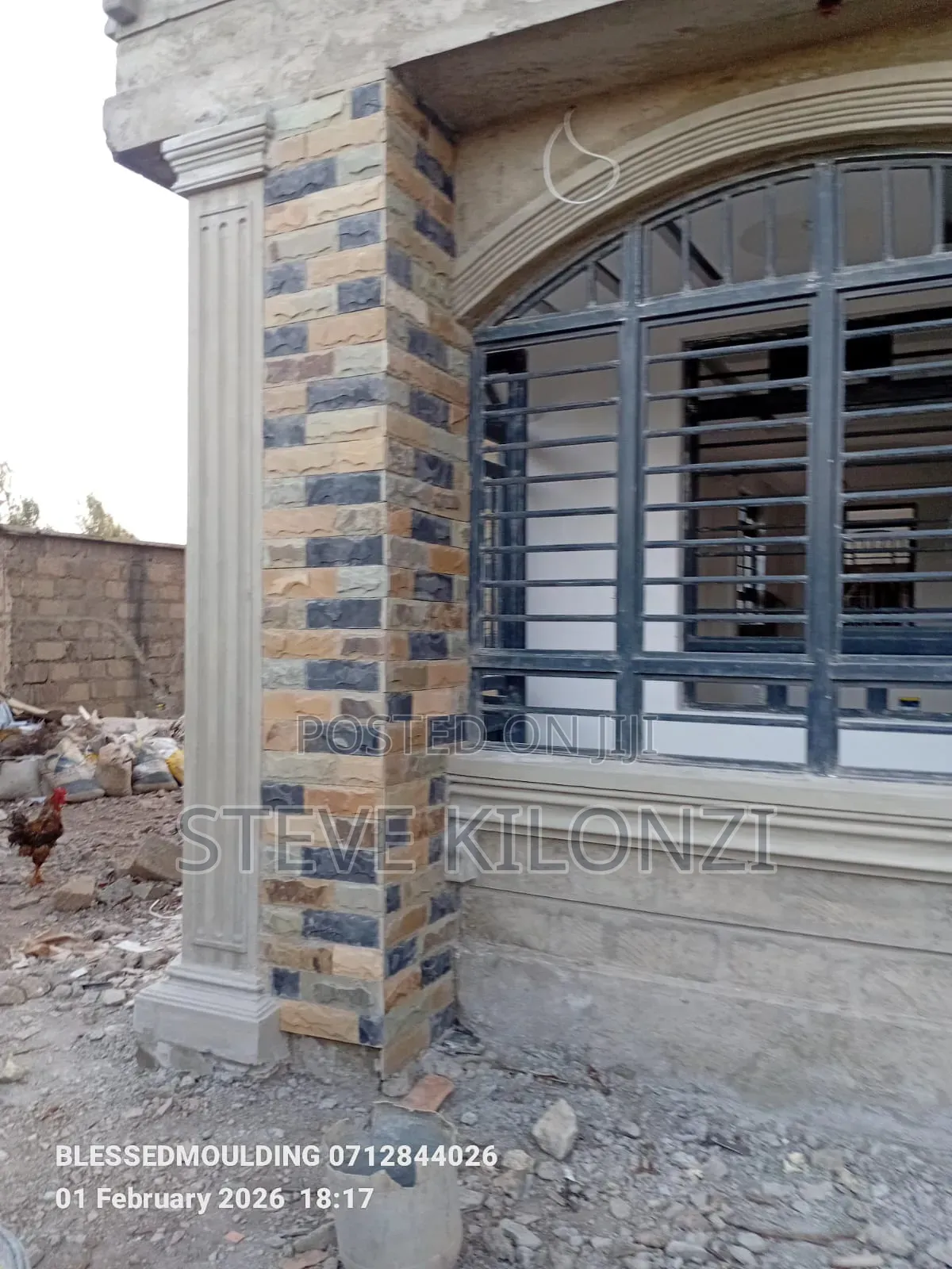 Mouldings, Mazeras Cladding, Flower Vase Fountain