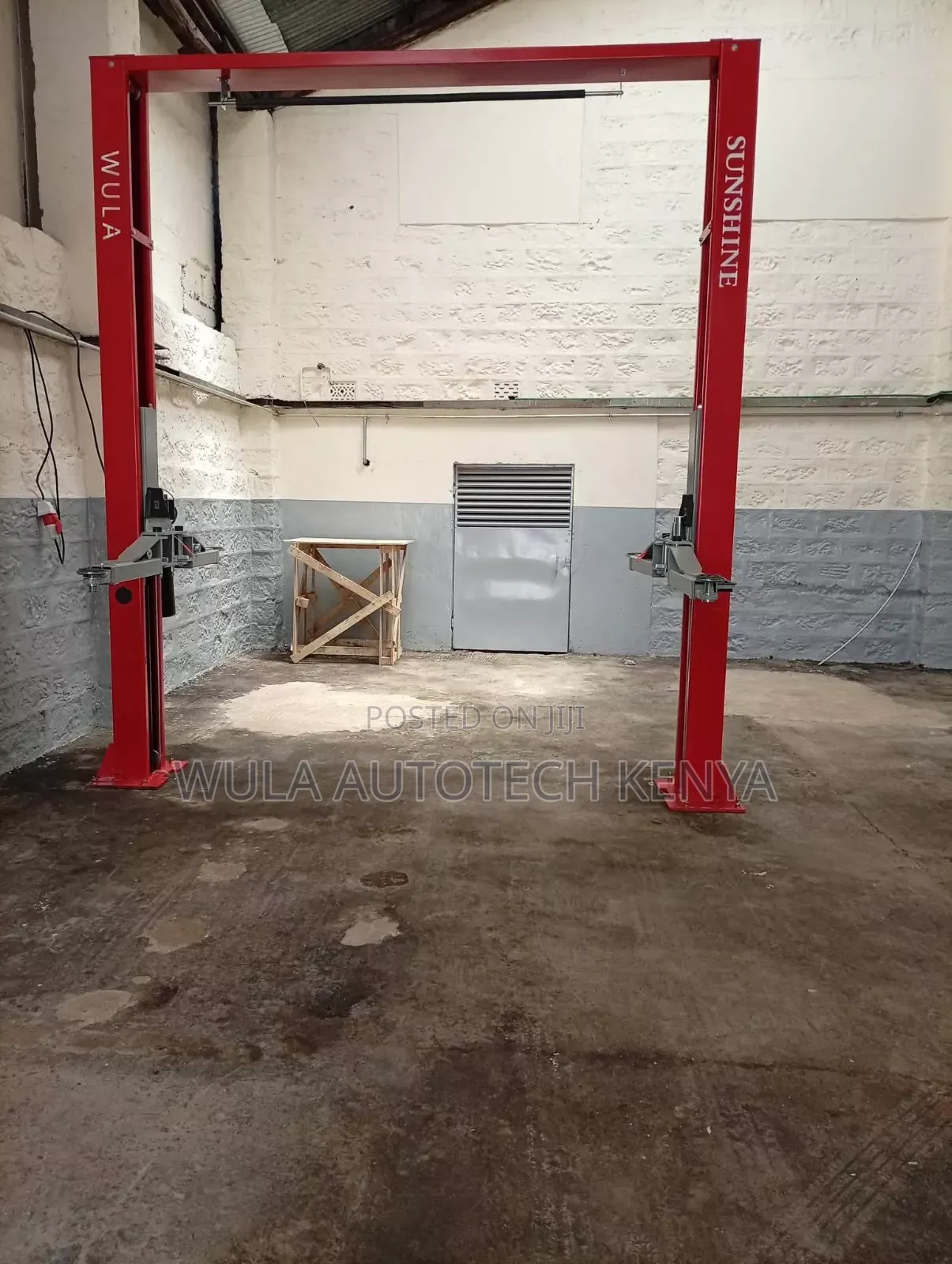 Two Post Carlift Machine 5t/3.9m Sunshine Italy