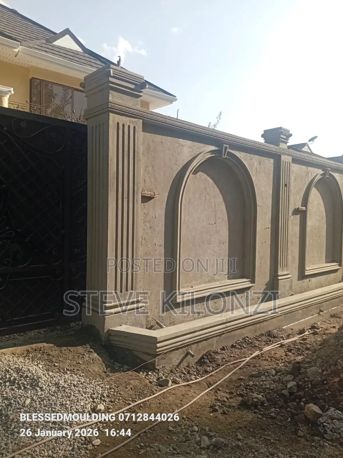 Mouldings, Mazeras Cladding, Flower Vase Fountain