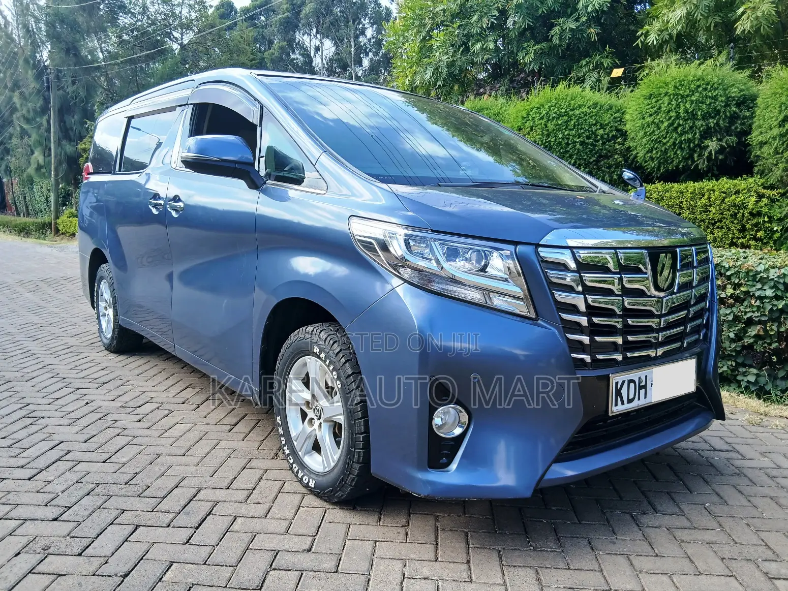 Toyota Alphard 2.4 Petrol FWD 2015 Gray