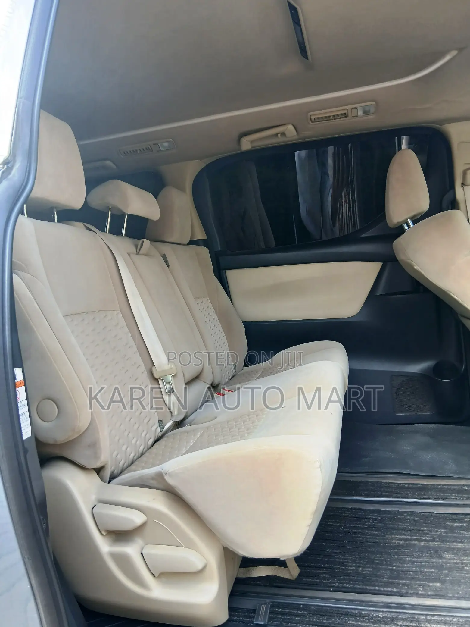 Toyota Alphard 2.4 Petrol FWD 2015 Gray
