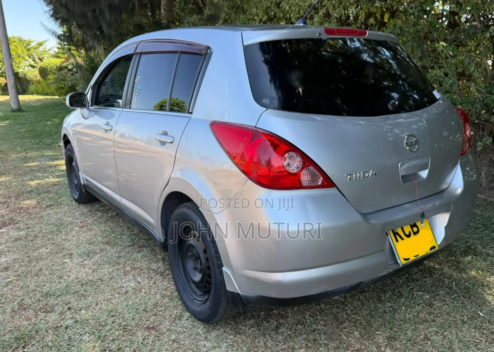 Nissan Tiida 2008 Silver