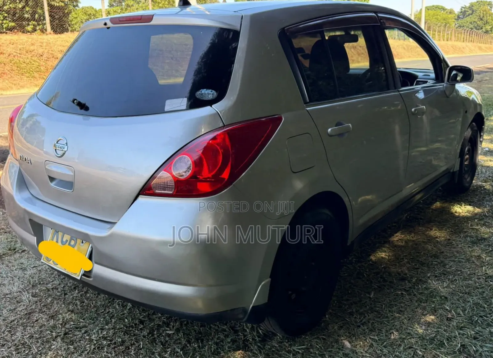 Nissan Tiida 2008 Silver