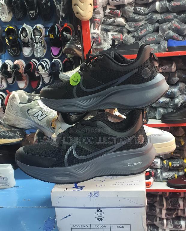 Nike Zoom Shoes - thumbnail 2