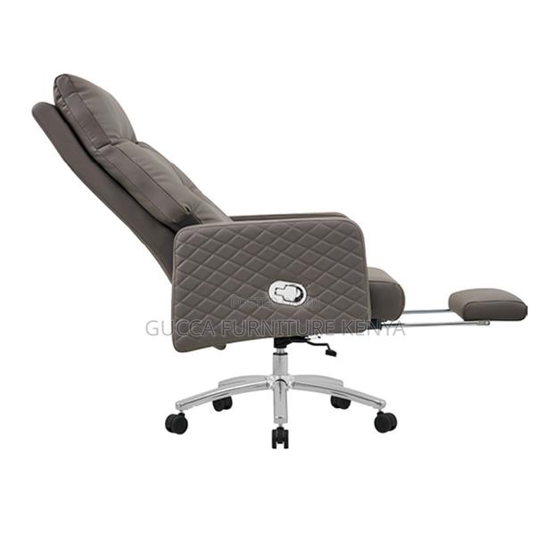 Executive Leather Director's Office Chair - thumbnail 3