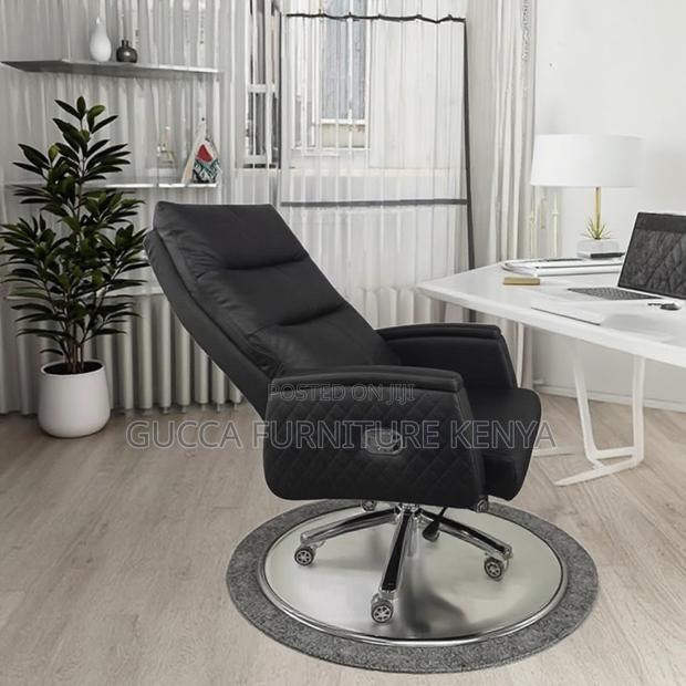 Executive Leather Director's Office Chair - thumbnail 11