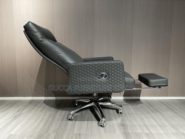 Executive Leather Director's Office Chair - thumbnail 13