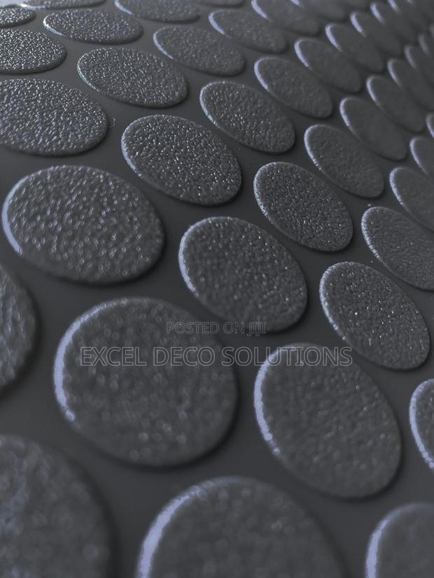 Coin Mat – Safety Durability Combined - main view