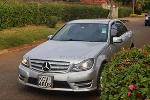 Mercedes-Benz C200 2012 Silver