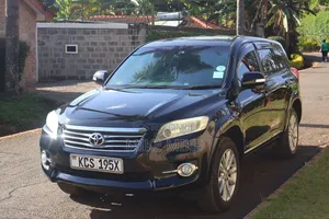 Toyota Vanguard 2011 Black