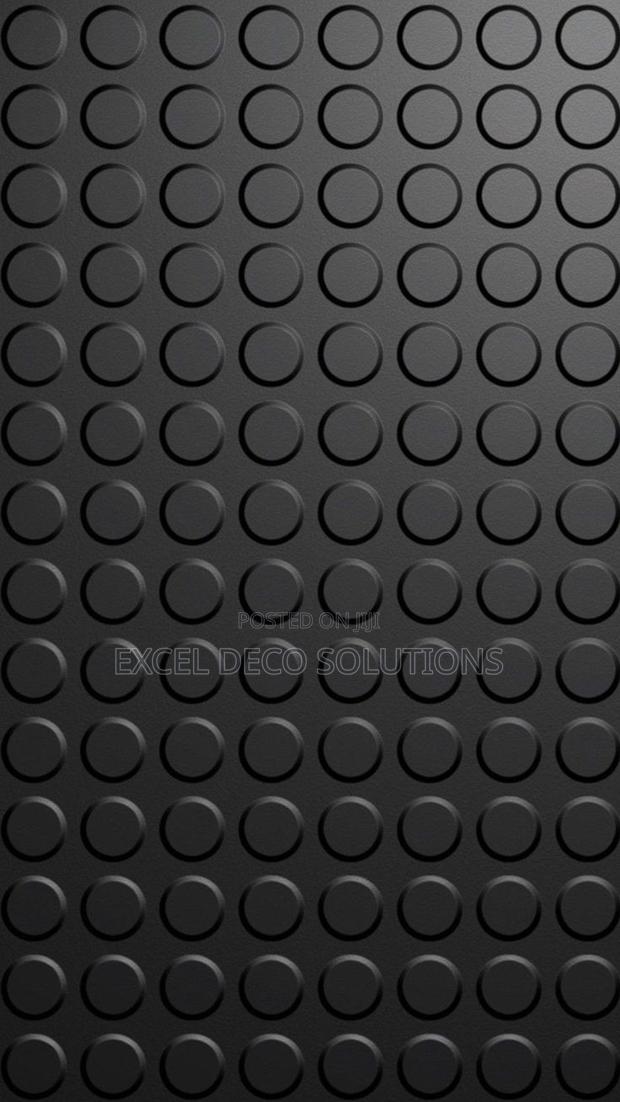 Coin Mat – Versatile Floor Covering - main view