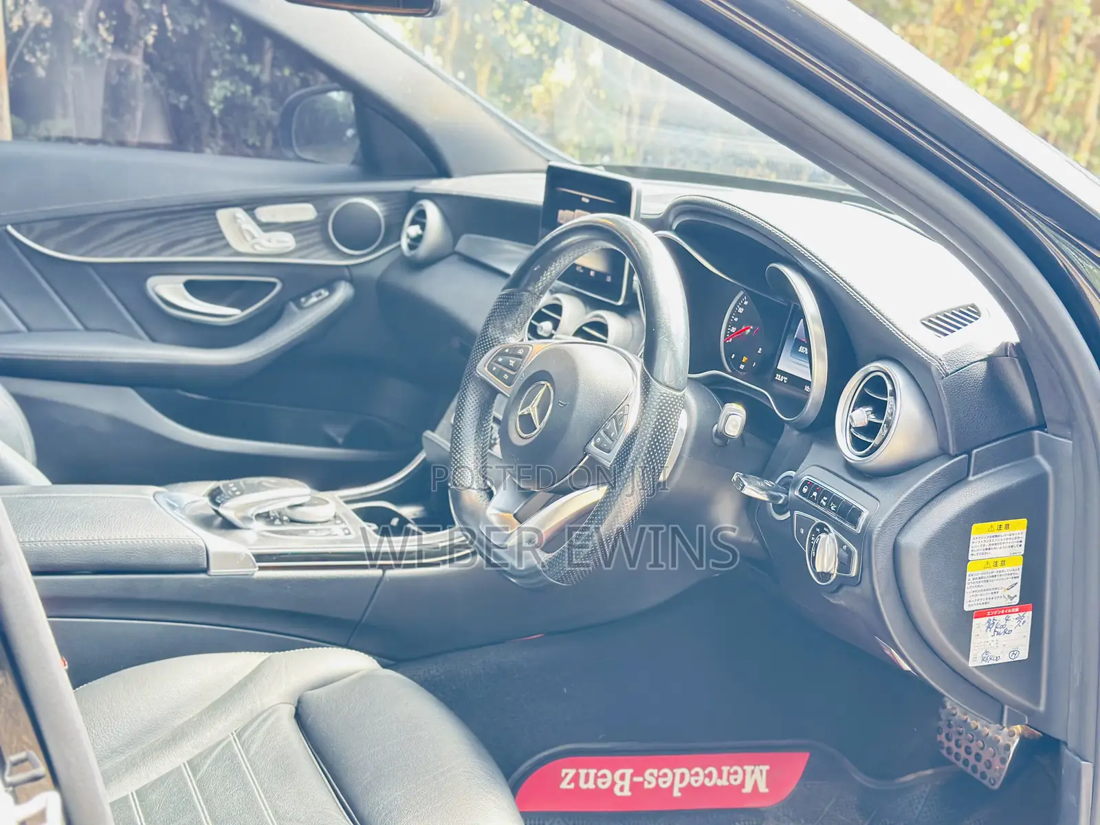 Mercedes-Benz C200 2016 Black