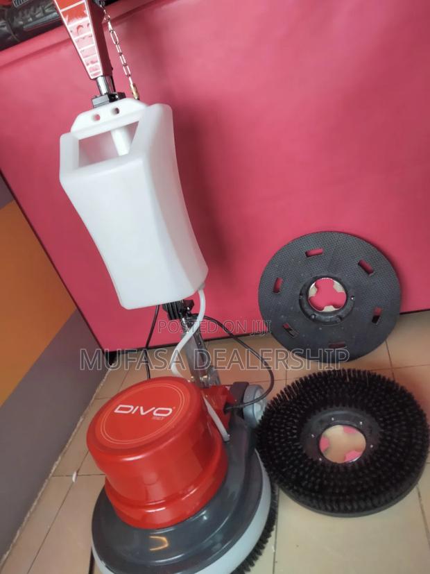 Commercial Floor Scrubber Machine(Divo) - thumbnail 3
