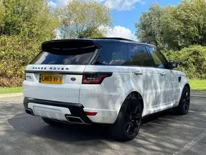 Land Rover Range Rover Sport HST MHEV 2019 White