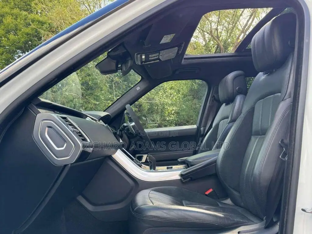 Land Rover Range Rover Sport HST MHEV 2019 White