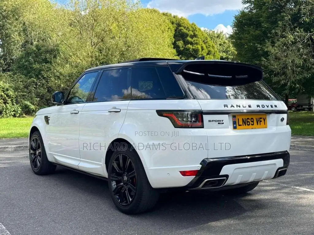 Land Rover Range Rover Sport HST MHEV 2019 White