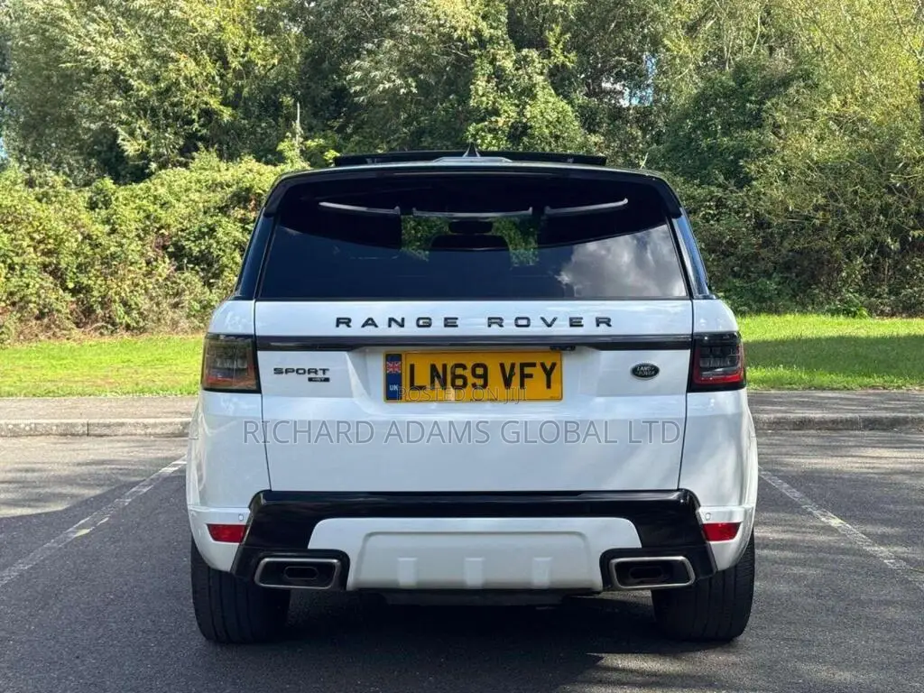 Land Rover Range Rover Sport HST MHEV 2019 White