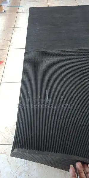 Ribbed Rubber Mat – High Traffic Safety Mat