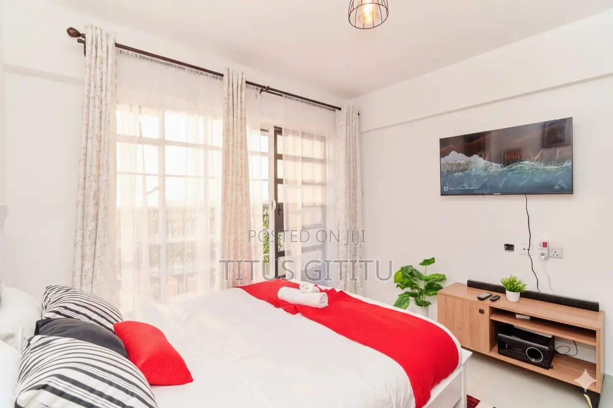 Balcony Studio Airbnb in Ngara | Near CBD Thika Rd |
