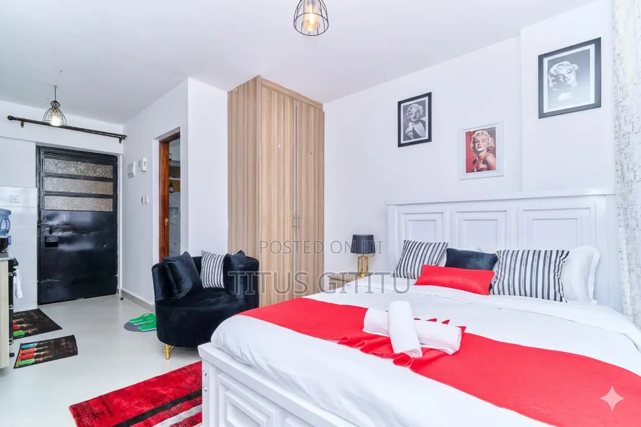 Balcony Studio Airbnb in Ngara | Near CBD Thika Rd |