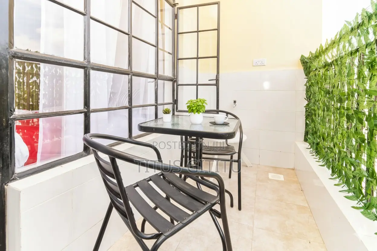 Balcony Studio Airbnb in Ngara | Near CBD Thika Rd |