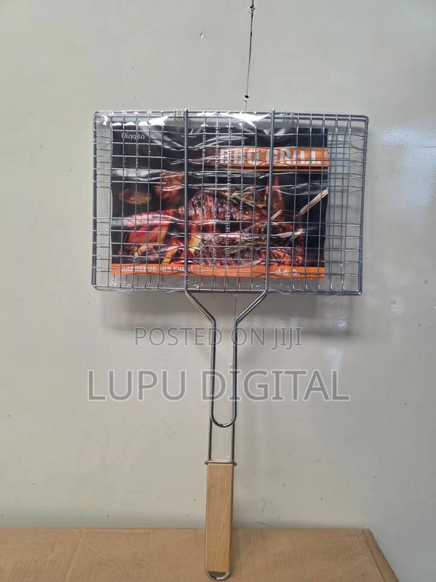 BBQ Grill 
Outdoor, Camping 
Use on Charcoal ,Fire