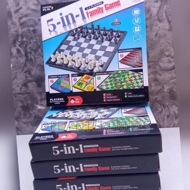 5 in 1 Family Board Game - main view