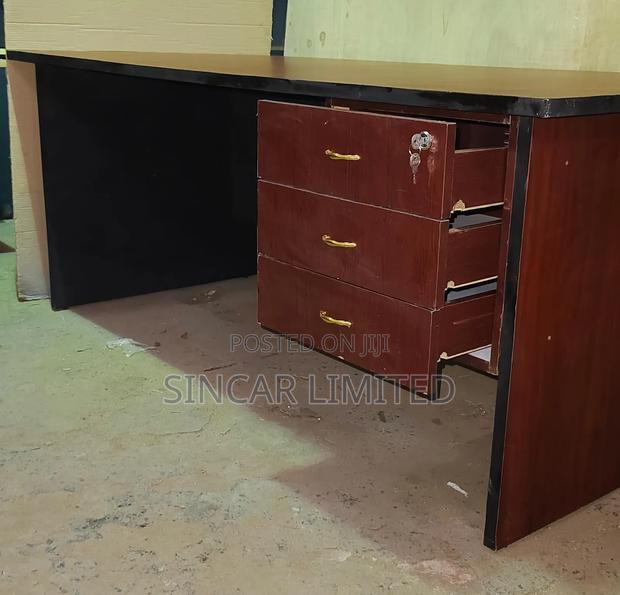 An Executive Office Desk 1800x900 - thumbnail 2