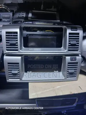 Toyota Raum 2000-2010 Radio Console
