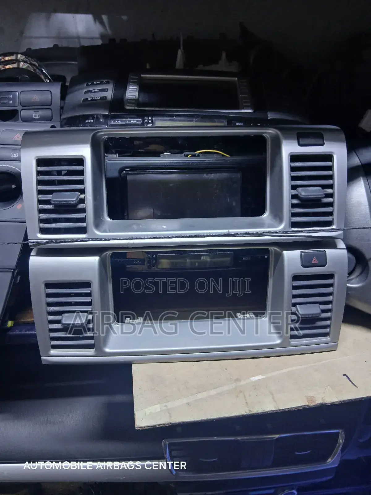 Toyota Raum 2000-2010 Radio Console