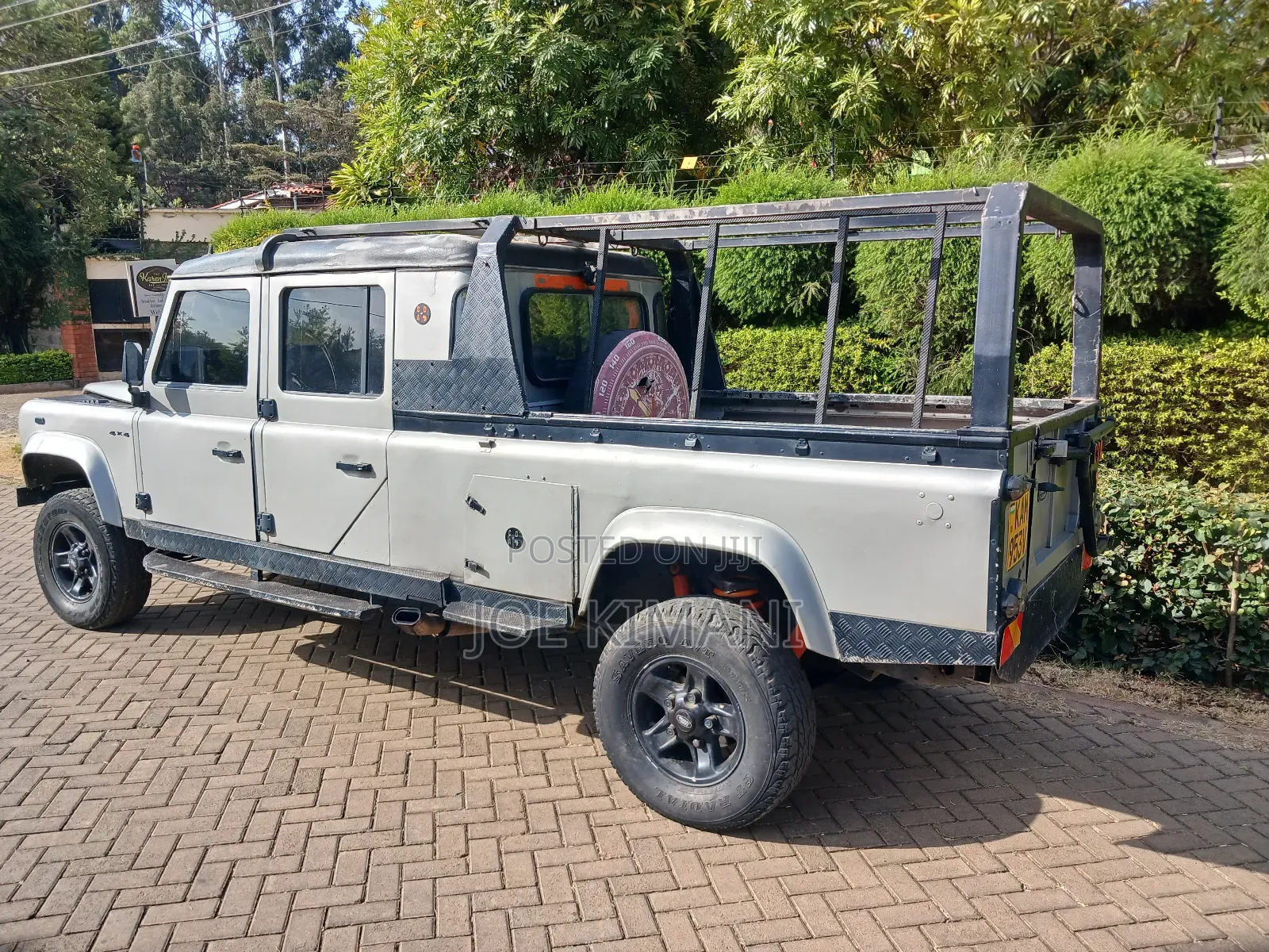 Land Rover Defender 2000 Gray