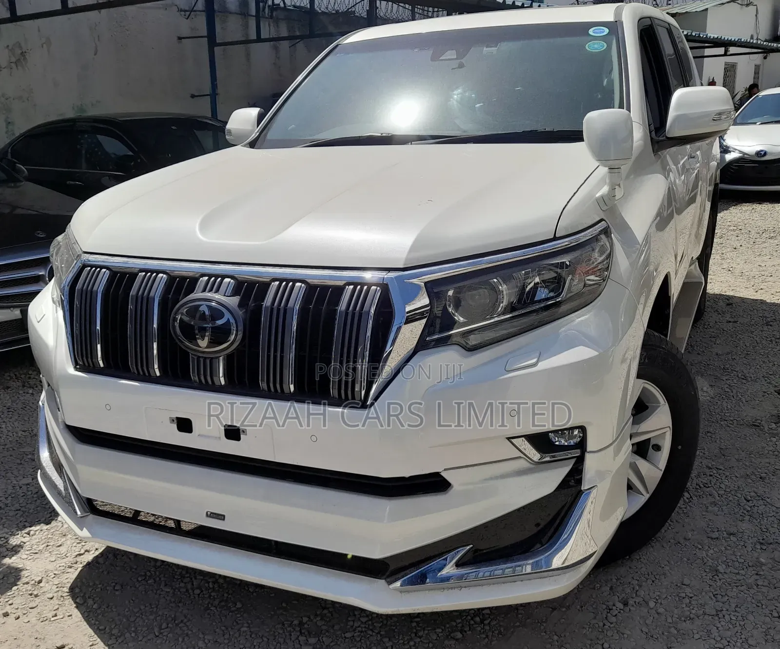 Toyota Land Cruiser Prado 2.7 2019 White