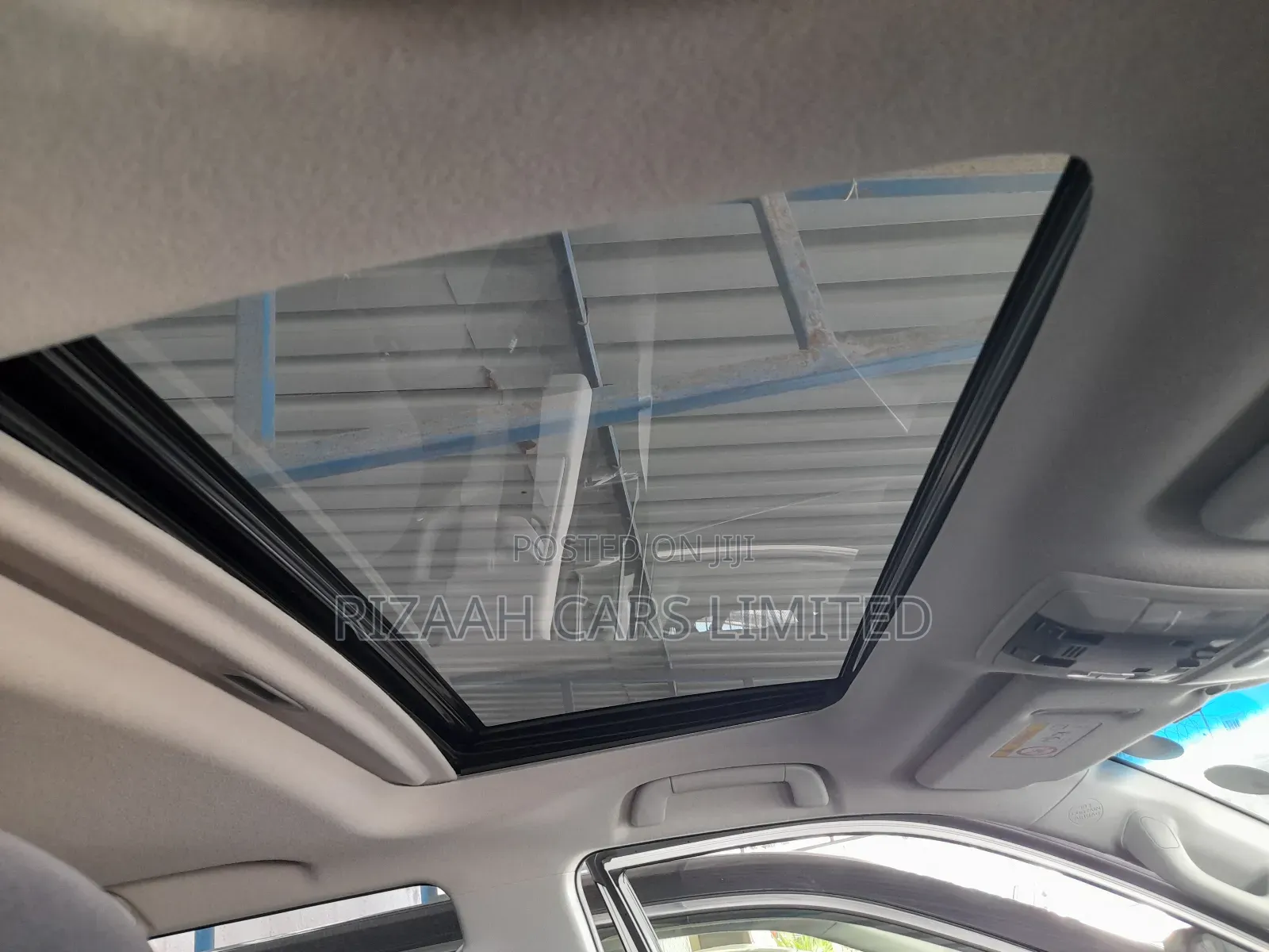 Toyota Land Cruiser Prado 2.7 2019 White